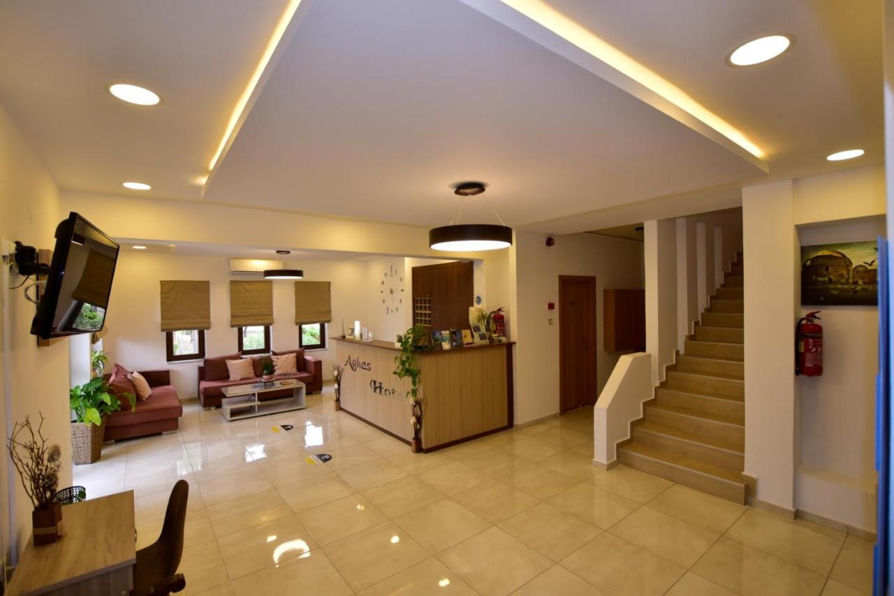 Hotel Aghas Paleochora Buitenkant foto