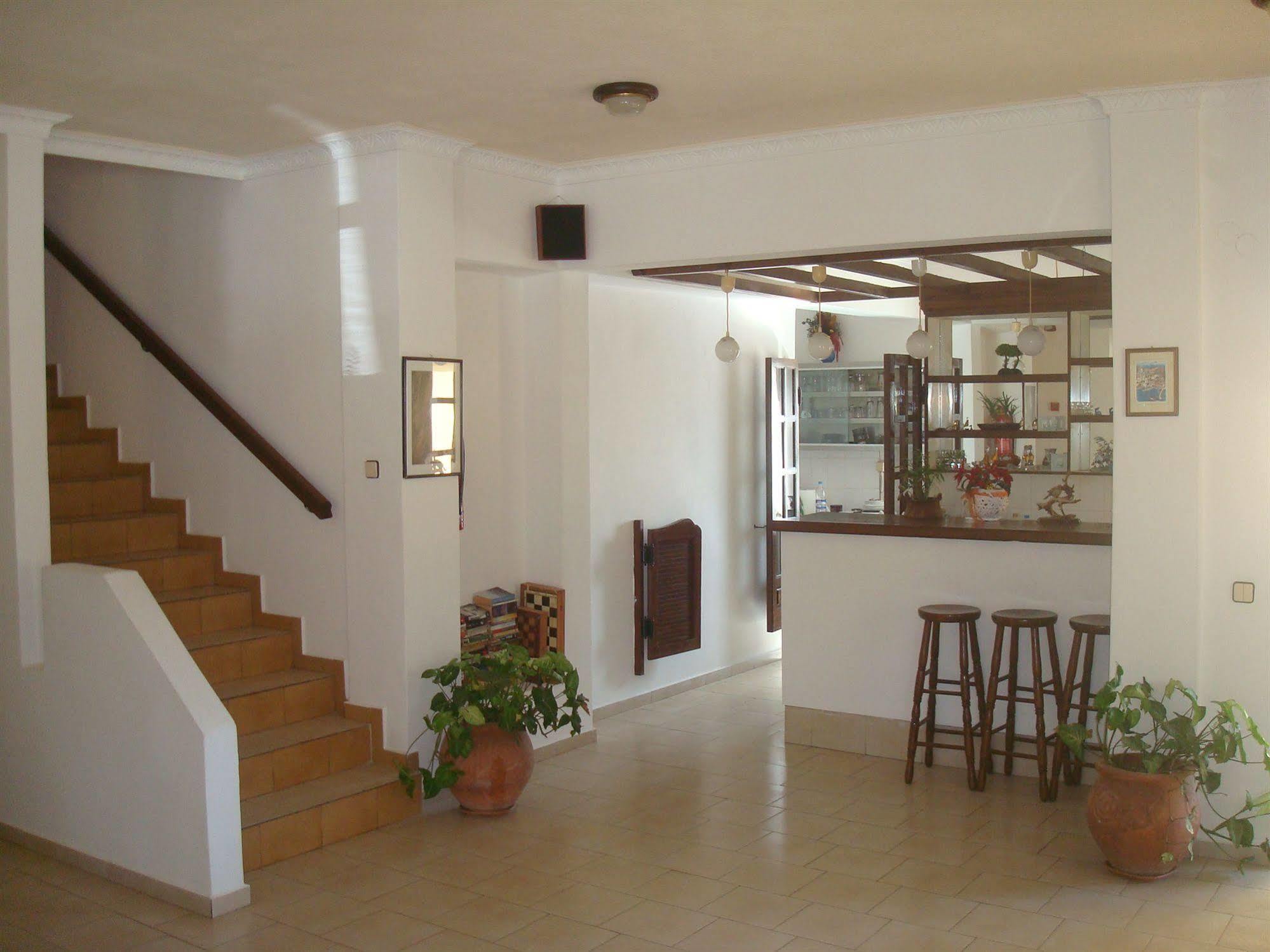 Hotel Aghas Paleochora Buitenkant foto